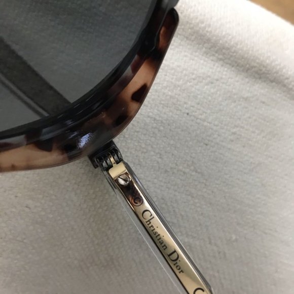 SOLD!!!  Tortoise Shell CHRISTIAN DIOR  Sunglasses - Picture 6 of 7